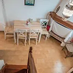 κυκλαδίτικη μεζονέτα קיתנוס