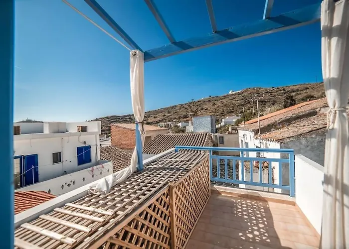 κυκλαδίτικη μεζονέτα * Kythnos